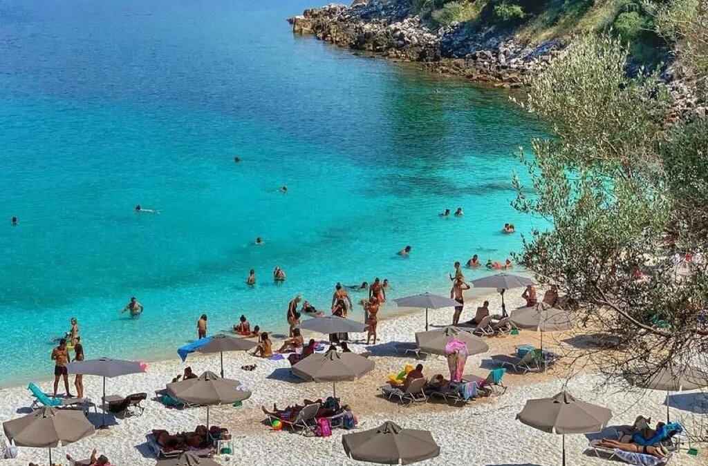 BİRLİKTE GEZEN DOSTLAR EYLÜL’de TASOS ADASINDA PARTİLİYOR