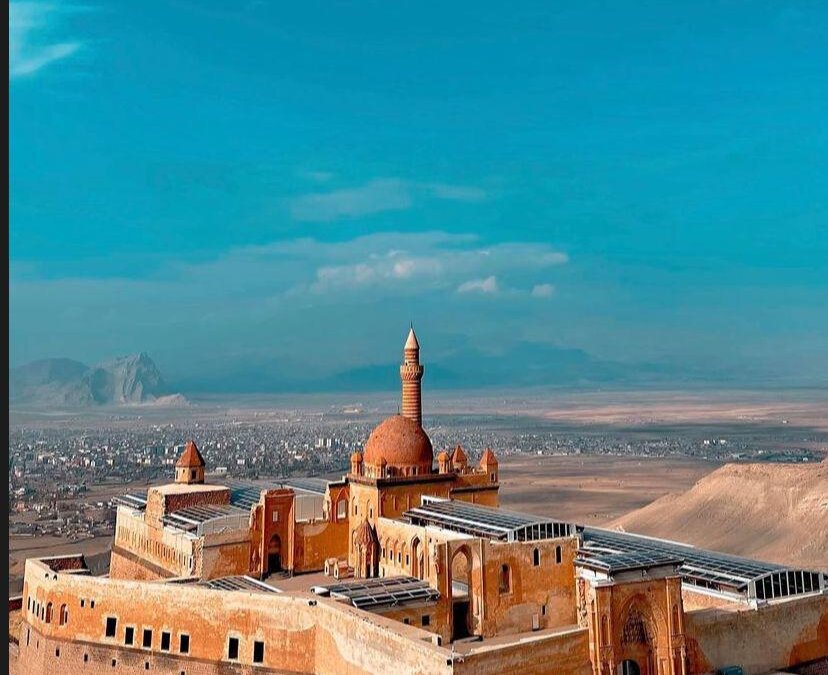 BGD 24 – 27 EKİM 2024 VAN GEZİSİ BAL HASADI URARTU HAZİNELERİ , İSHAK PAŞA SARAYI , VAN GÖLÜ MUCİZELERİ